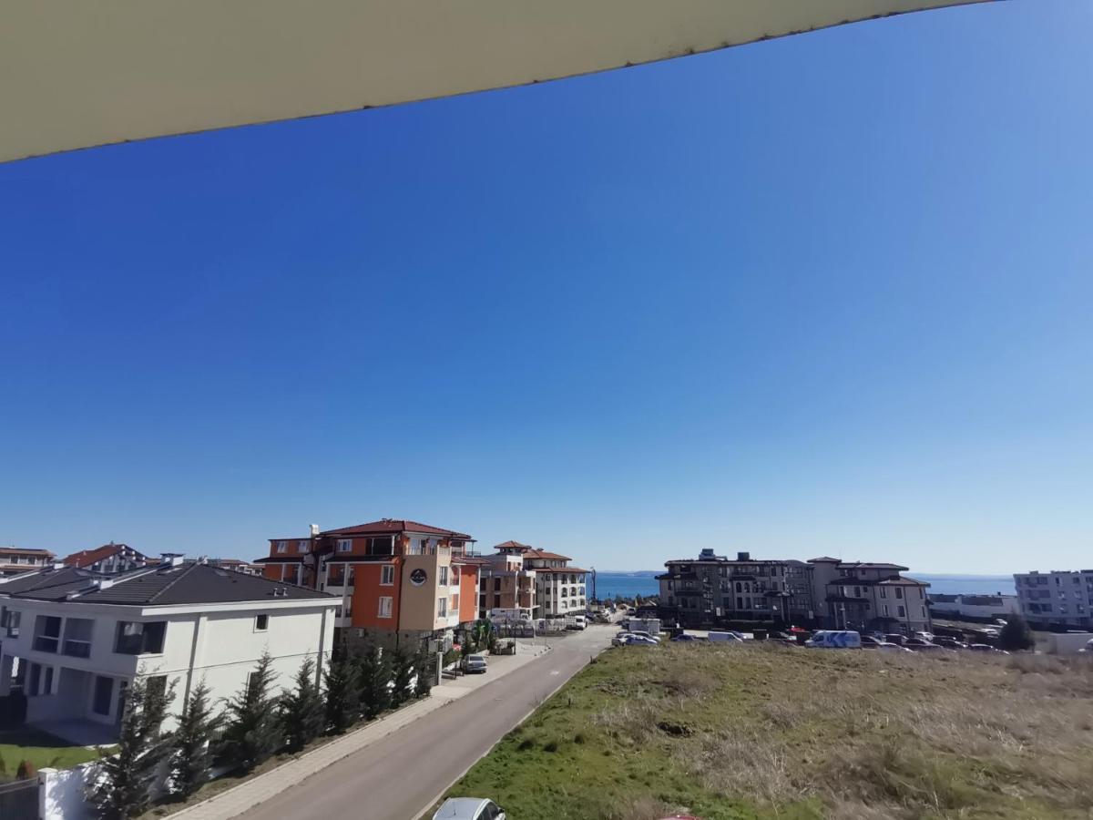 Апартаменты Clara Sea View Бургас Экстерьер фото