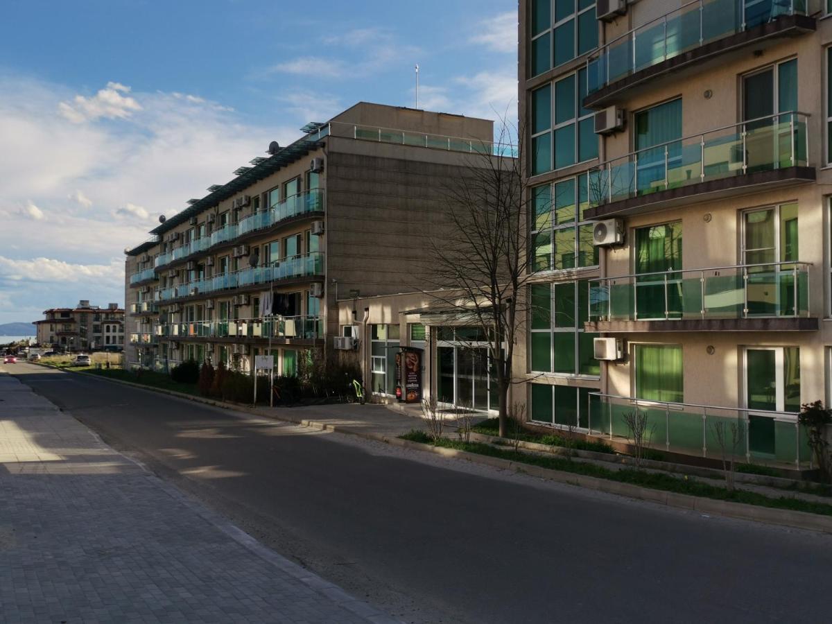 Апартаменты Clara Sea View Бургас Экстерьер фото